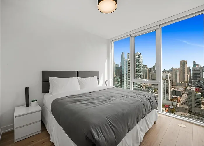 Hotel Level River North 4*