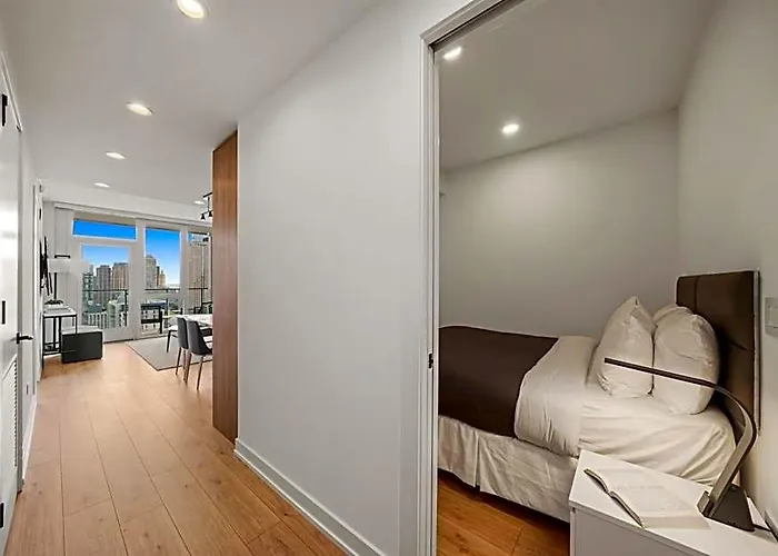 Hotel Level River North 4*